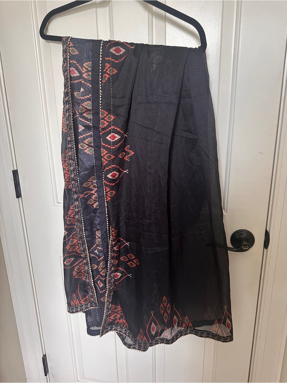 Pakistani clothes- Saira Rizwan 3 piece silk outfit - Picture 9 of 11